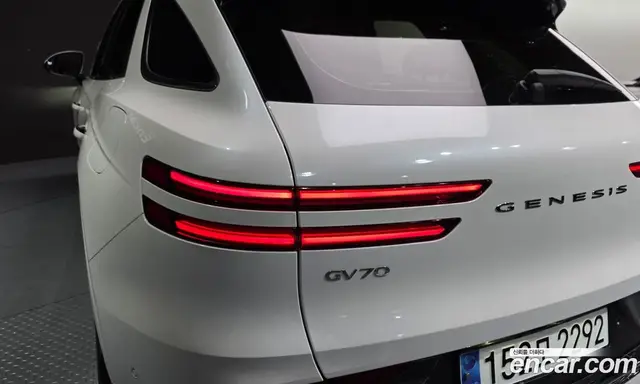 Genesis GV70 2024 2.5 автомат (гидро), миниатюра 9