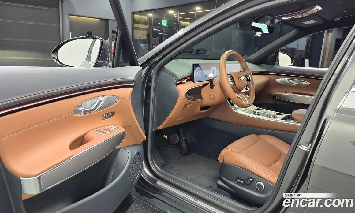 Genesis GV70 2024 2.5 автомат (гидро), фото 13