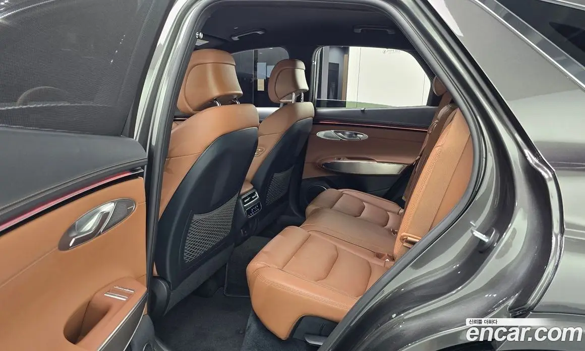 Genesis GV70 2024 2.5 автомат (гидро), фото 16