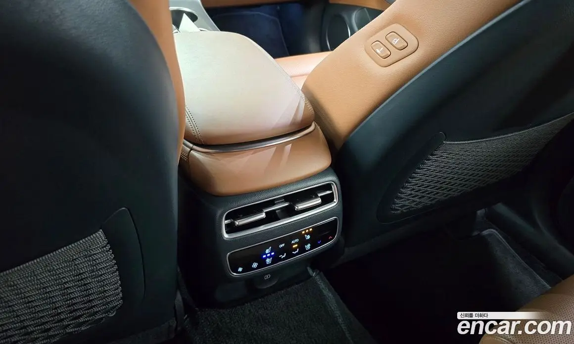 Genesis GV70 2024 2.5 автомат (гидро), фото 29