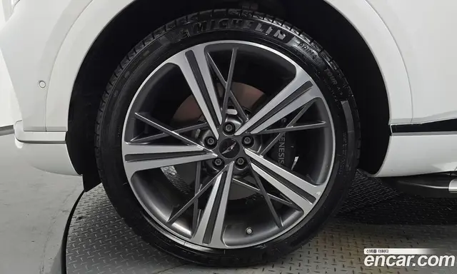 Genesis GV80 2024 2.5 автомат (гидро), миниатюра 4