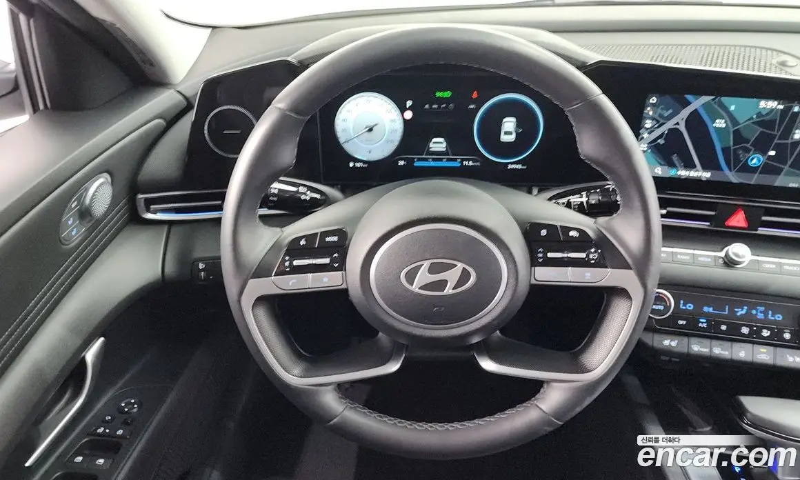 Hyundai Avante 2023 1.6 автомат (гидро), фото 14