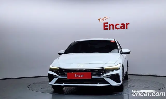 Hyundai Avante 2023 1.6 автомат (гидро), миниатюра 3