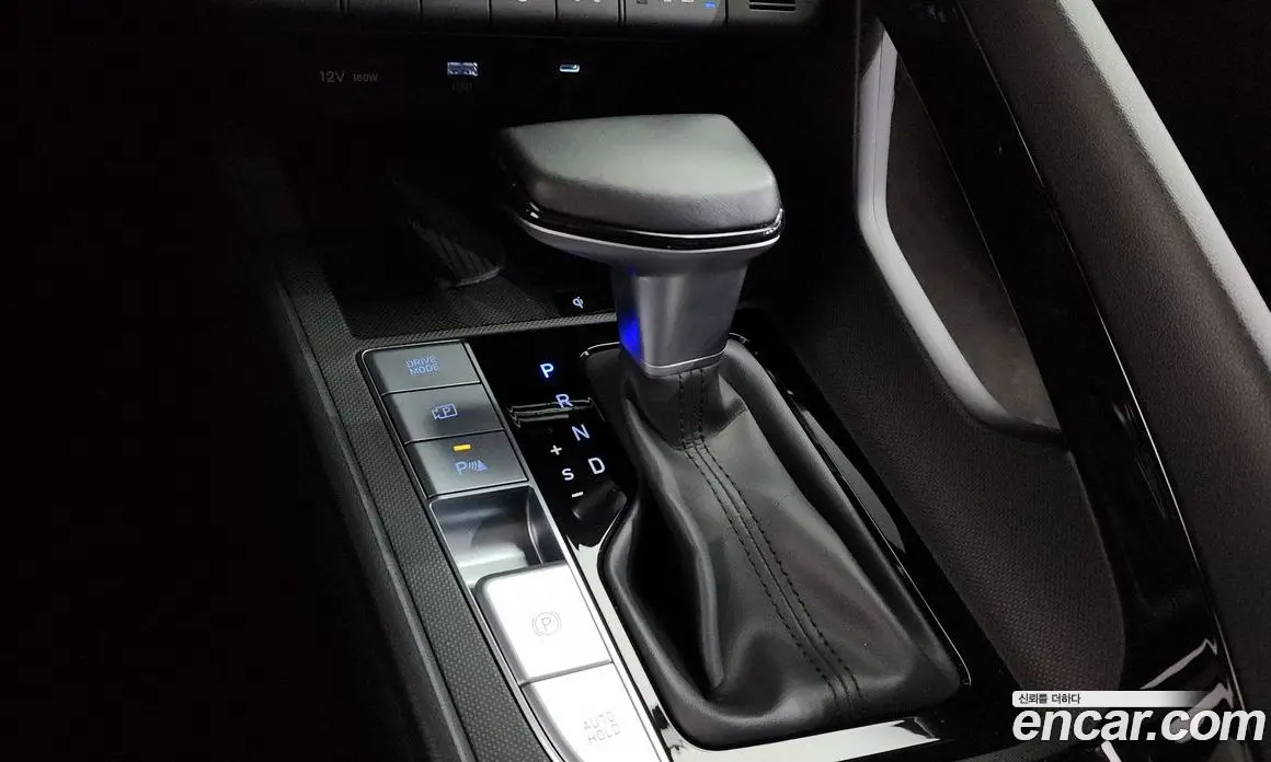 Hyundai Avante 2023 1.6 автомат (гидро), фото 9