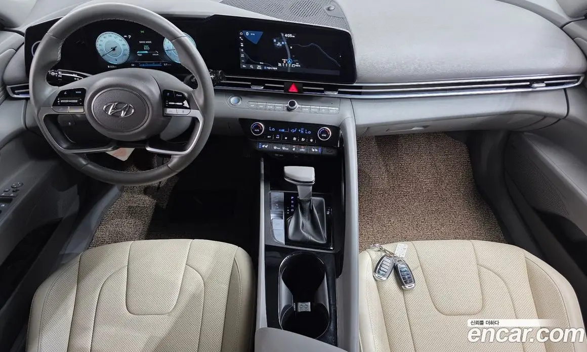 Hyundai Avante 2023 1.6 автомат (гидро), фото 7