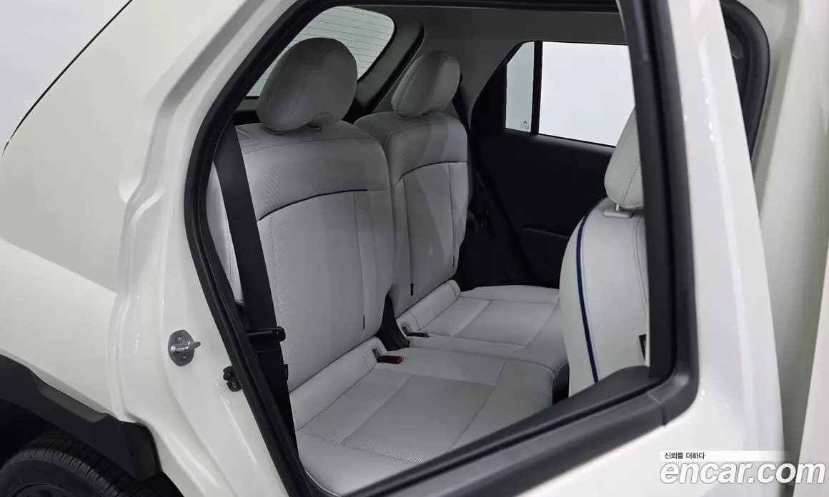 Hyundai Casper 2024 1.0 автомат (гидро), фото 16