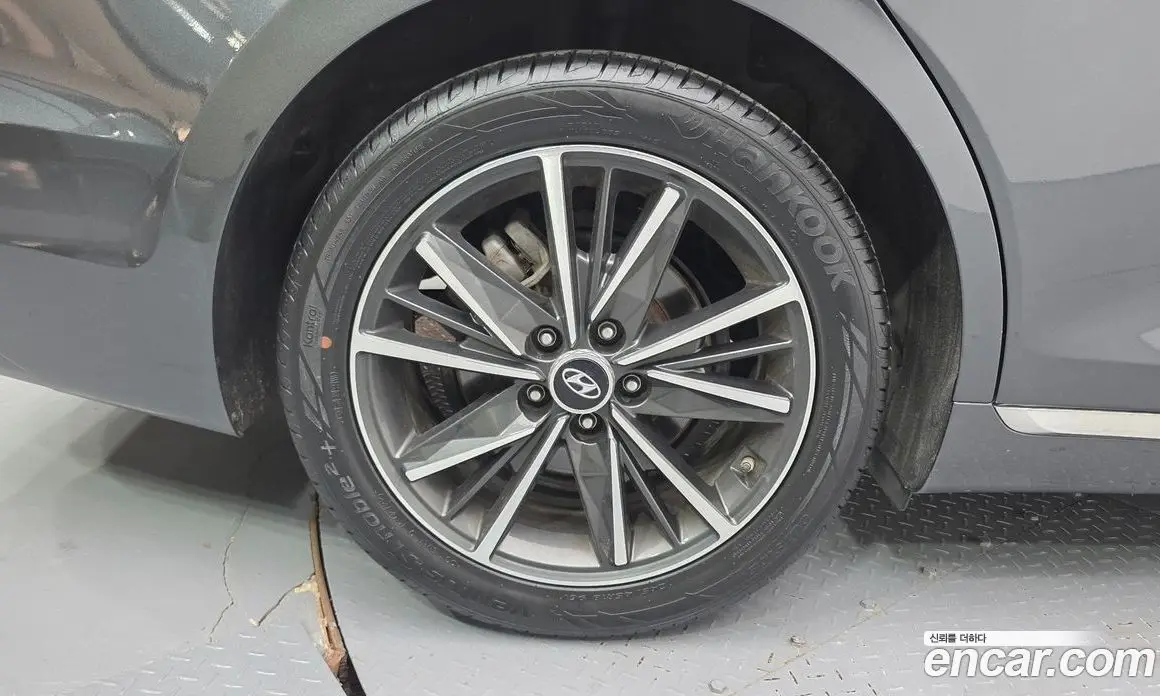 Hyundai Grandeur 2022 2.5 автомат (гидро), фото 5