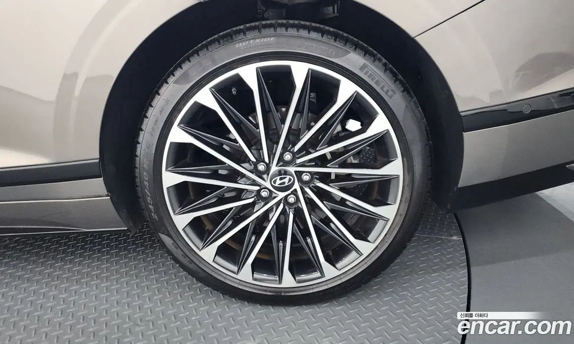 Hyundai Grandeur 2023 3.5 автомат (гидро), фото 7