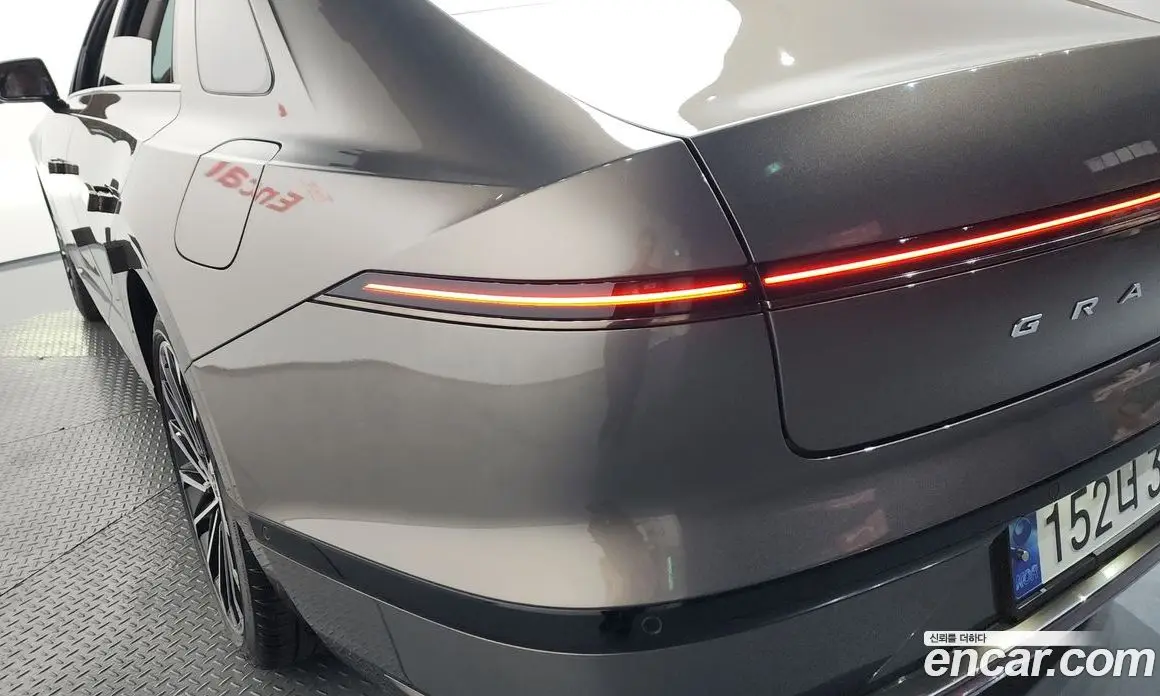 Hyundai Grandeur 2023 3.5 автомат (гидро), фото 9
