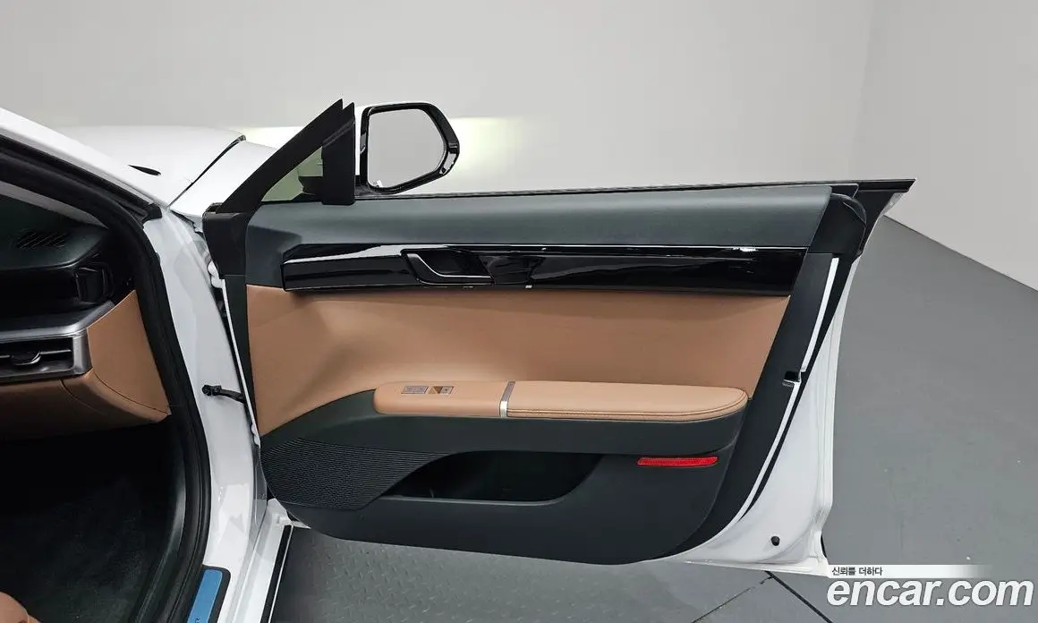 Hyundai Grandeur 2025 2.5 автомат (гидро), фото 13
