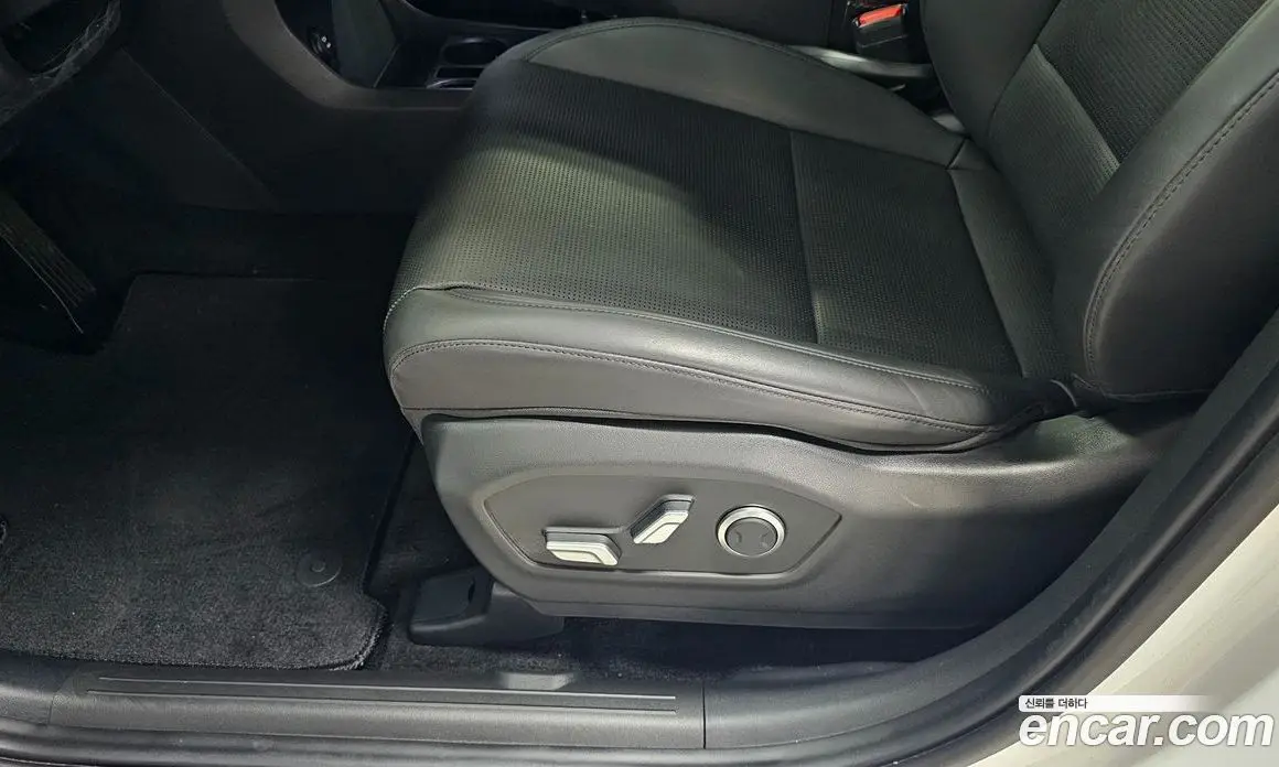 Hyundai Santa Fe 2024 2.5 автомат (гидро), фото 16