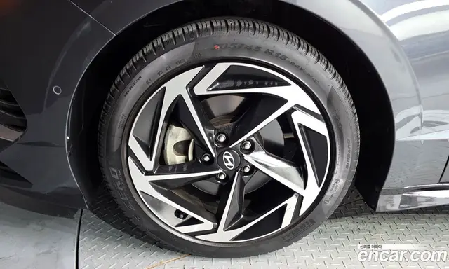 Hyundai Sonata 2023 2.0 автомат (гидро), миниатюра 5
