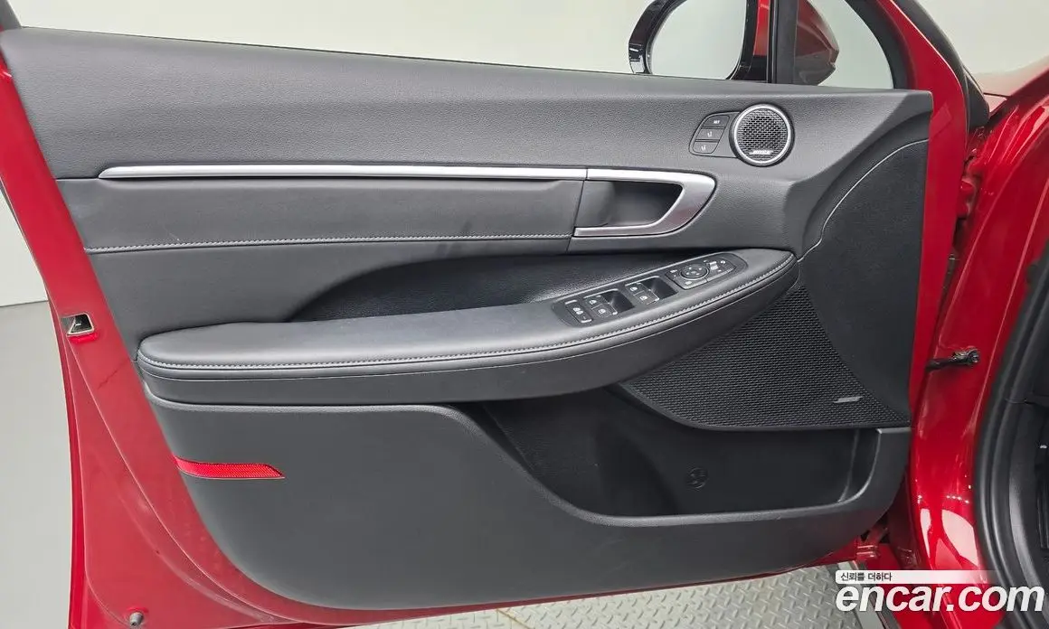 Hyundai Sonata 2025 2.0 автомат (гидро), фото 14