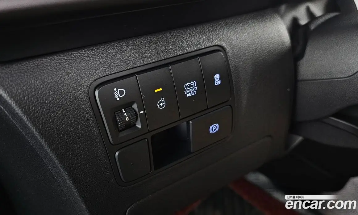 Hyundai Staria 2024 1.6 автомат (гидро), фото 15