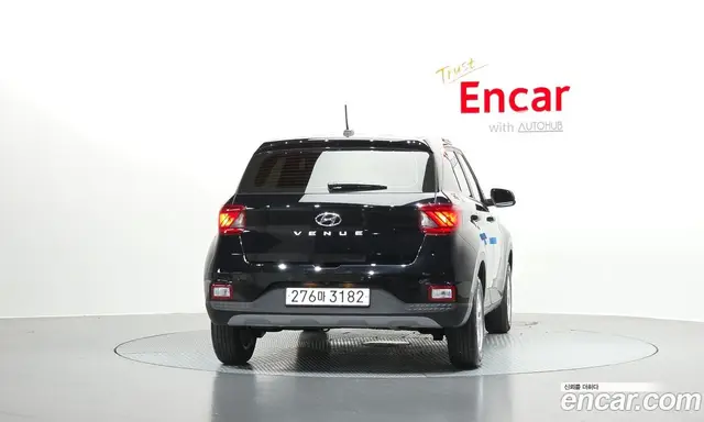 Hyundai Venue 2025 1.6 автомат (гидро), миниатюра 4