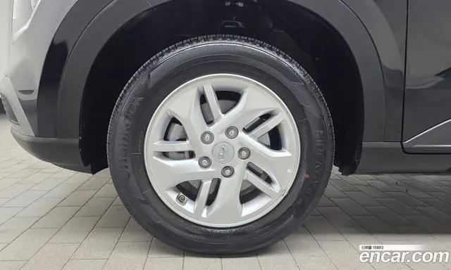 Hyundai Venue 2025 1.6 автомат (гидро), миниатюра 5