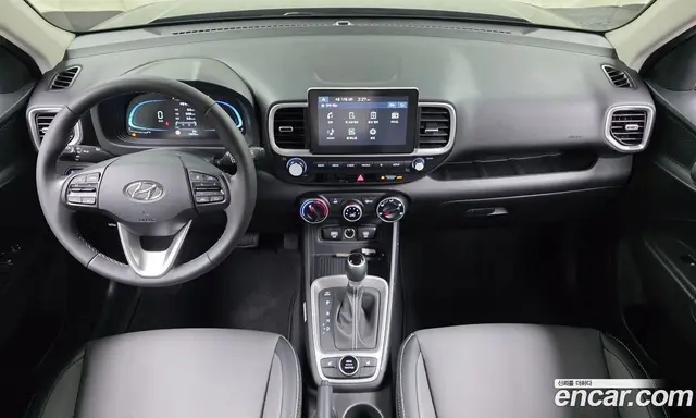 Hyundai Venue 2025 1.6 автомат (гидро), миниатюра 10