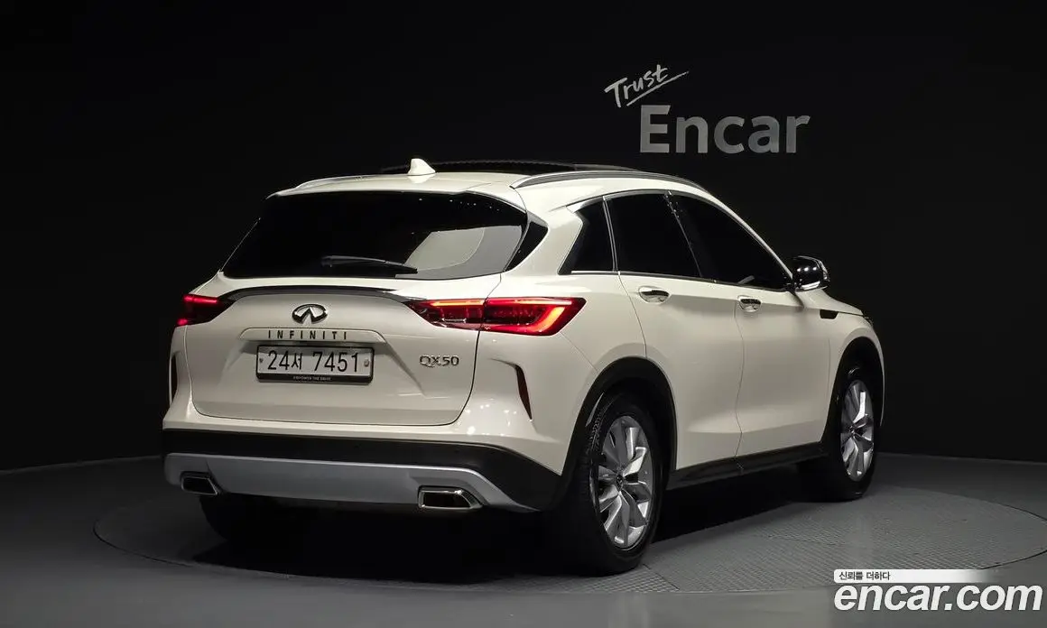Infiniti QX50 2019 2.0 автомат (гидро), фото 2 Infiniti QX50 2019 2.0 автомат (гидро), фото 2