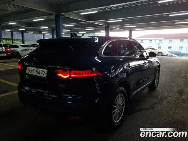 Jaguar F-Pace 2018 2.0 автомат (гидро), миниатюра 2 Jaguar F-Pace 2018 2.0 автомат (гидро), миниатюра 2