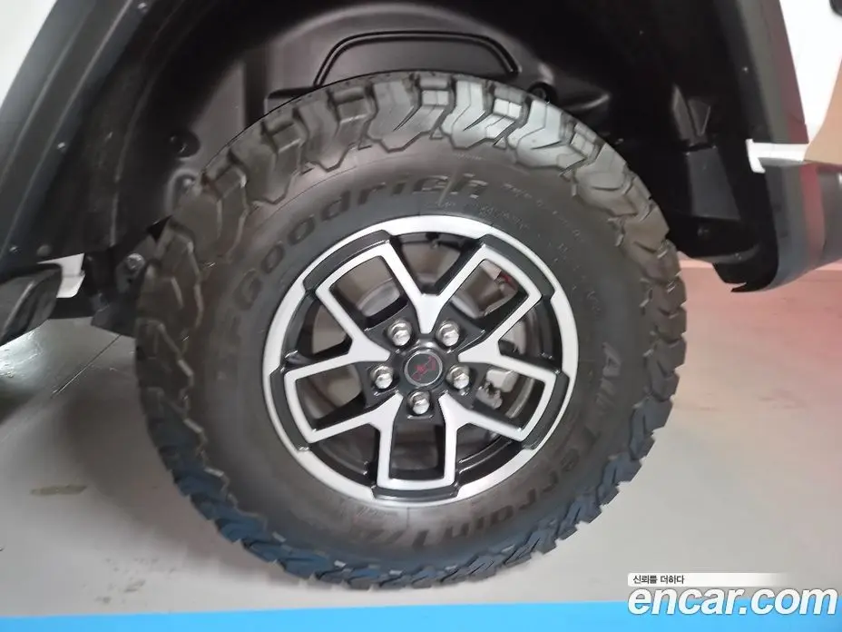Jeep Wrangler 2025 2.0 автомат (гидро), фото 14