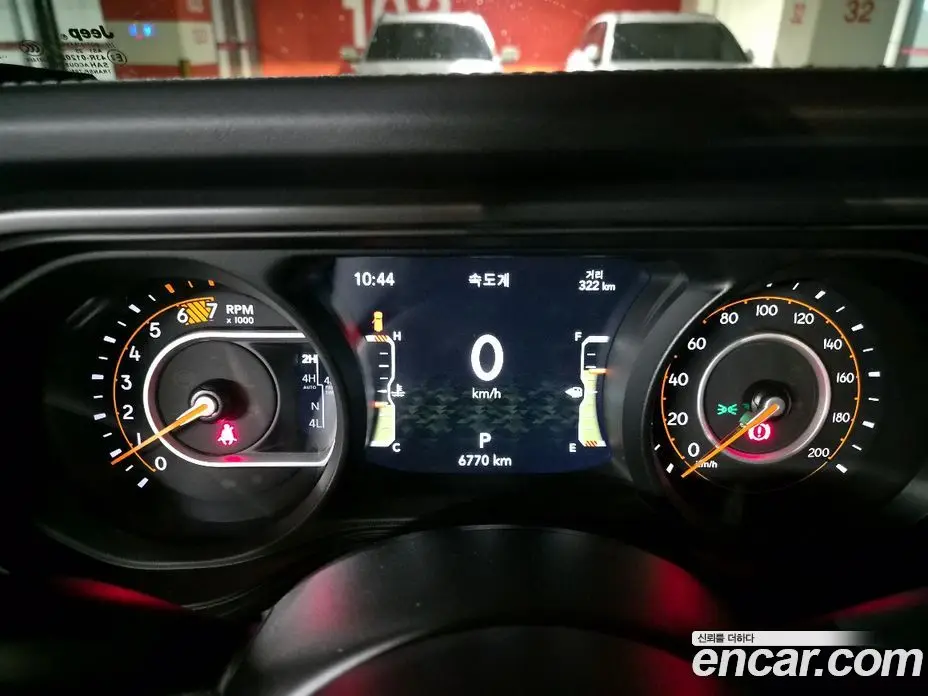 Jeep Wrangler 2025 2.0 автомат (гидро), фото 17