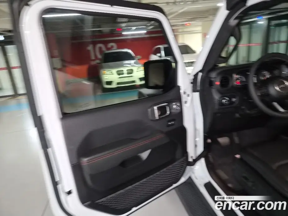 Jeep Wrangler 2025 2.0 автомат (гидро), фото 18