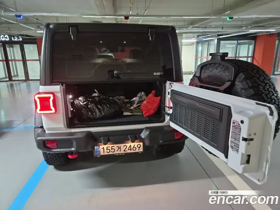 Jeep Wrangler 2025 2.0 автомат (гидро), фото 10