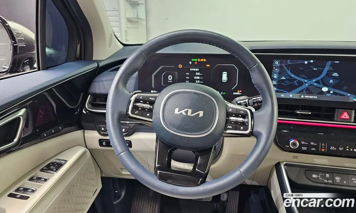 Kia Carnival 2024 1.6 автомат (гидро), фото 19
