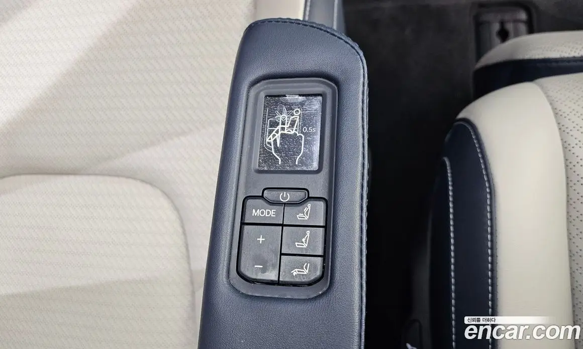 Kia Carnival 2024 1.6 автомат (гидро), фото 29