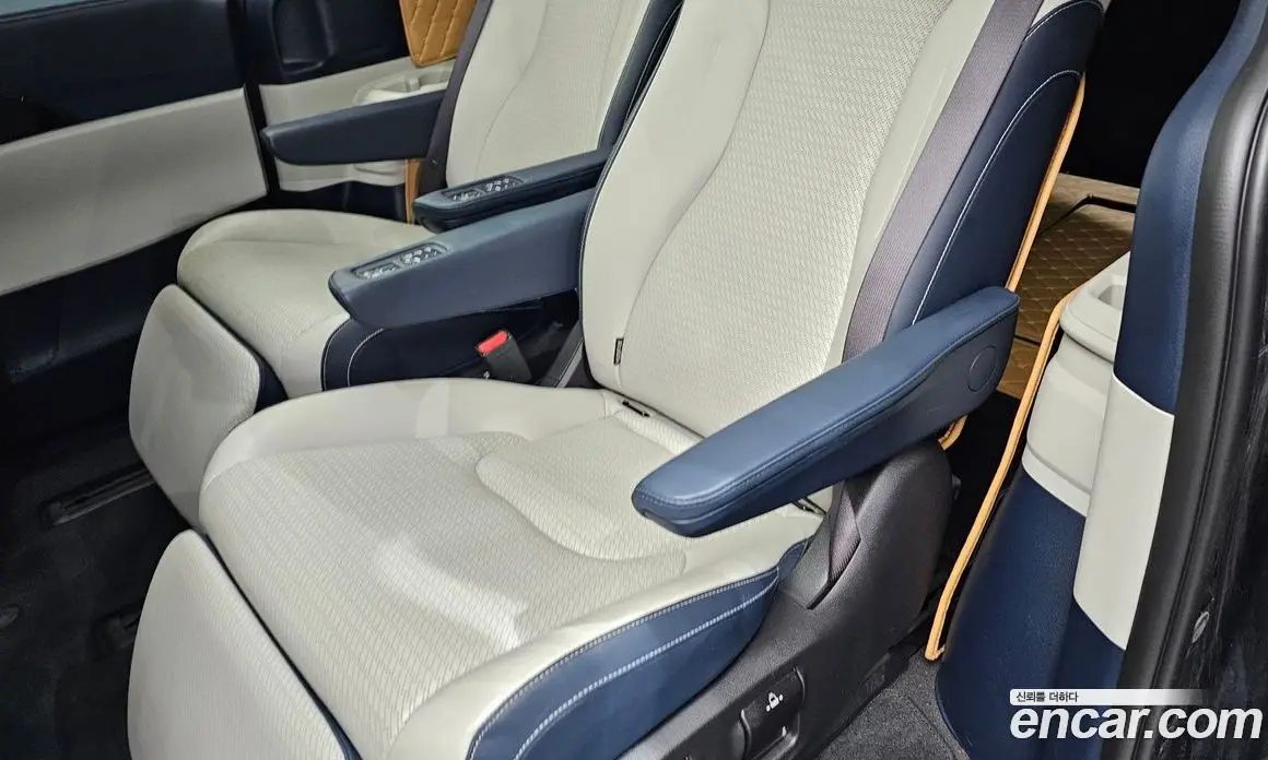 Kia Carnival 2024 1.6 автомат (гидро), фото 33