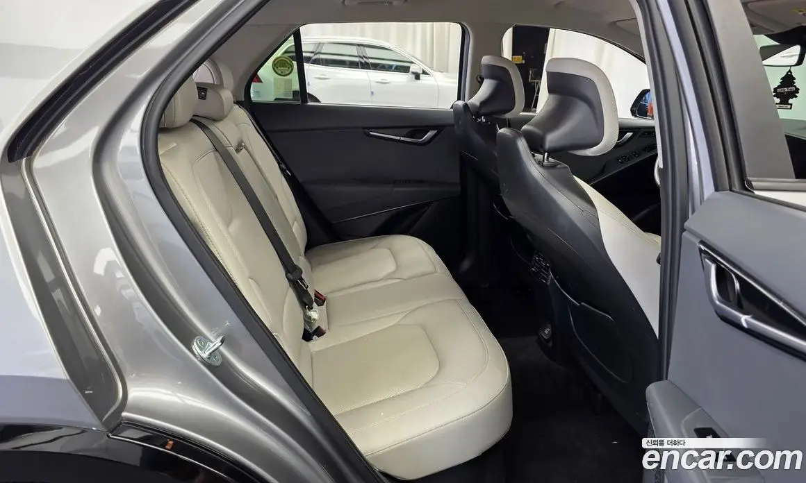 Kia Niro 2022 1.6 автомат (гидро), фото 18