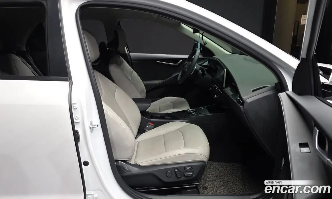 Kia Niro 2022 1.6 автомат (гидро), фото 11