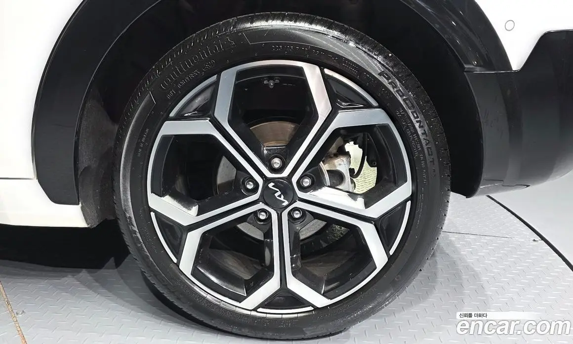 Kia Niro 2022 1.6 автомат (гидро), фото 5
