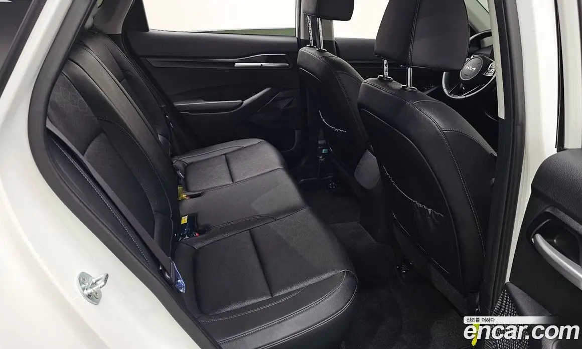 Kia Seltos 2024 1.6 автомат (гидро), фото 17
