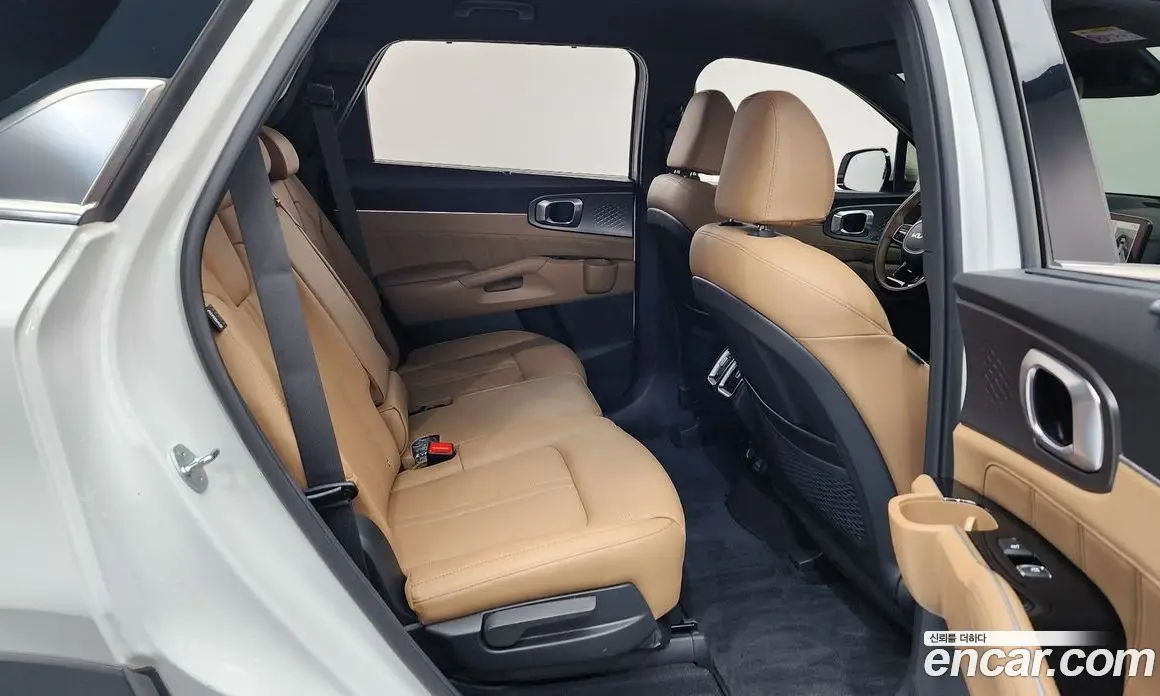 Kia Sorento 2023 2.5 автомат (гидро), фото 11