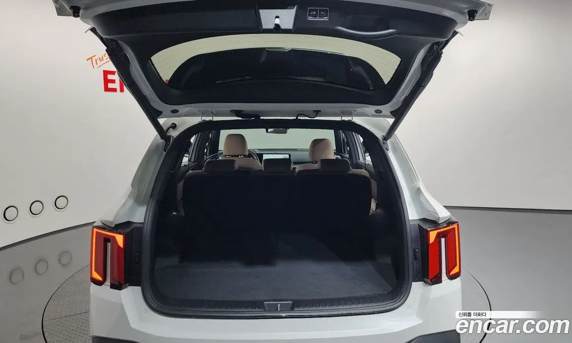Kia Sorento 2023 2.5 автомат (гидро), фото 18
