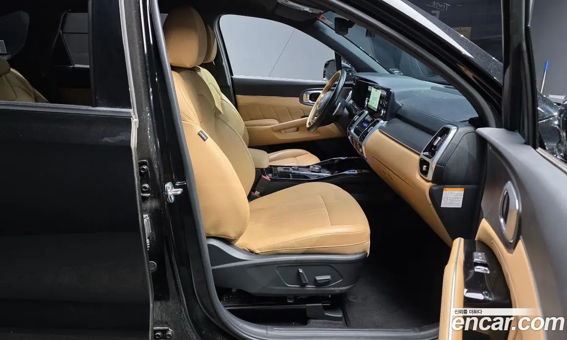 Kia Sorento 2023 1.6 автомат (гидро), фото 11