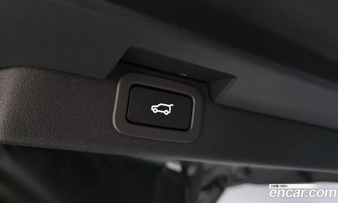 Land Rover Discovery 2019 2.0 автомат (гидро), фото 20