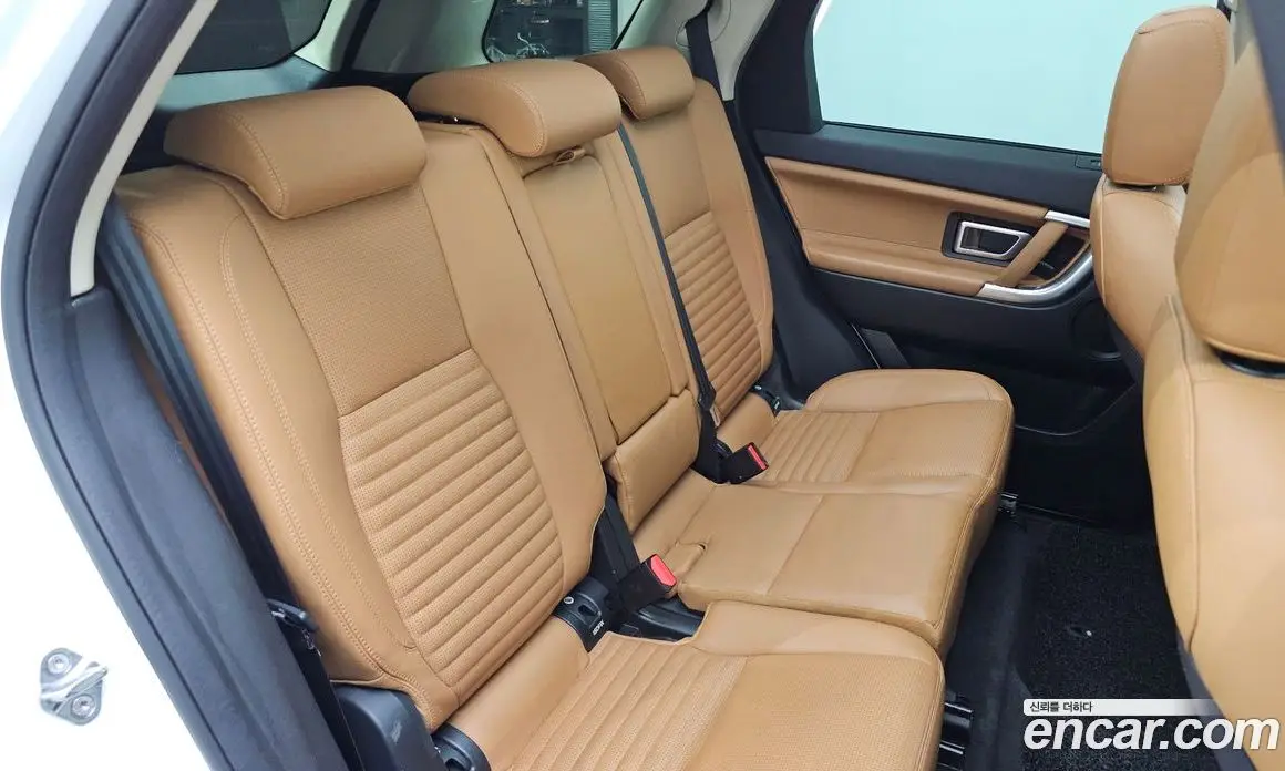 Land Rover Discovery Sport 2018 2.0 автомат (гидро), фото 28