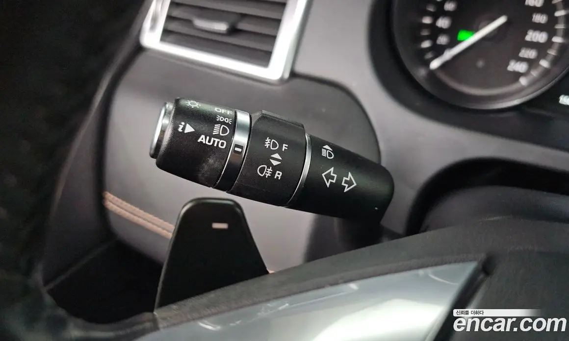 Land Rover Discovery Sport 2018 2.0 автомат (гидро), фото 29