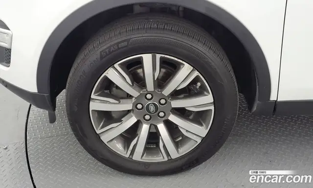 Land Rover Discovery Sport 2018 2.0 автомат (гидро), миниатюра 5