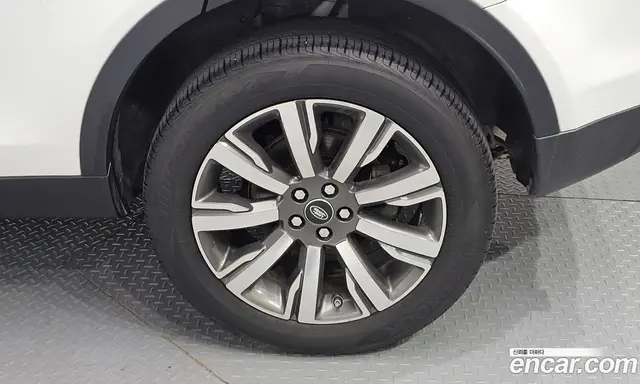 Land Rover Discovery Sport 2018 2.0 автомат (гидро), миниатюра 7