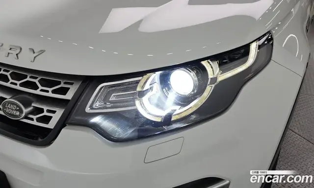 Land Rover Discovery Sport 2018 2.0 автомат (гидро), миниатюра 8