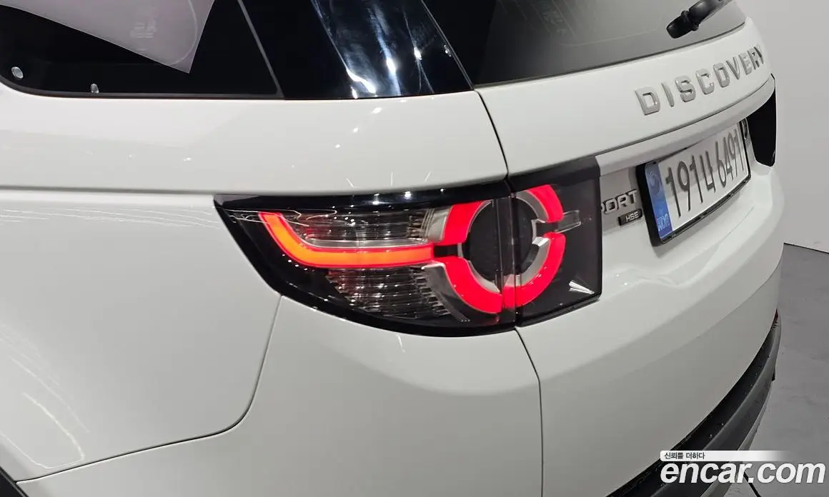 Land Rover Discovery Sport 2018 2.0 автомат (гидро), фото 9