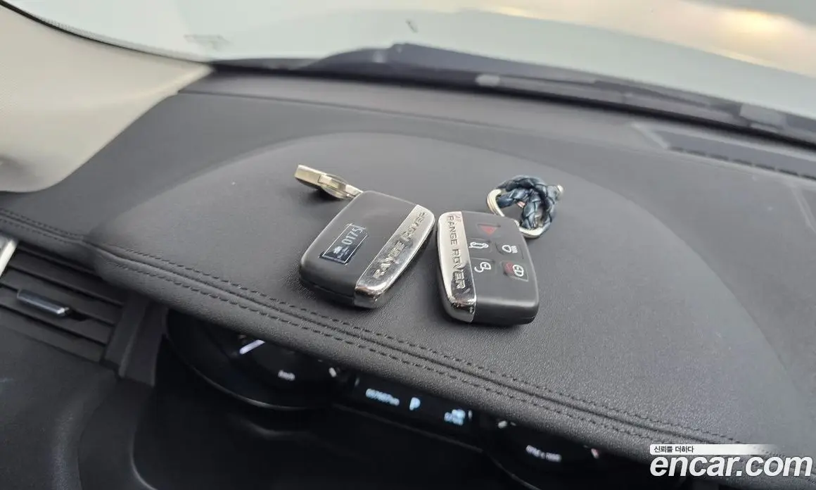 Land Rover Range Rover Evoque 2016 2.0 автомат (гидро), фото 16