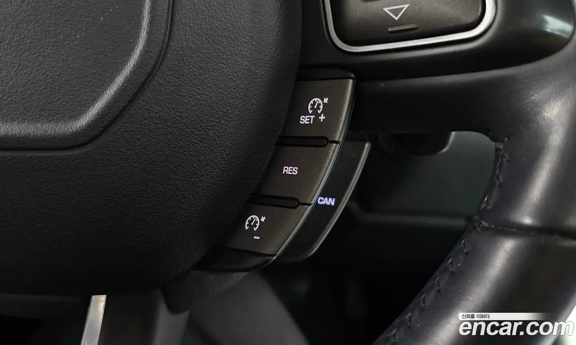 Land Rover Range Rover Evoque 2016 2.0 автомат (гидро), фото 17