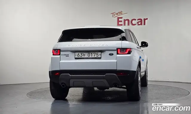Land Rover Range Rover Evoque 2016 2.0 автомат (гидро), миниатюра 4