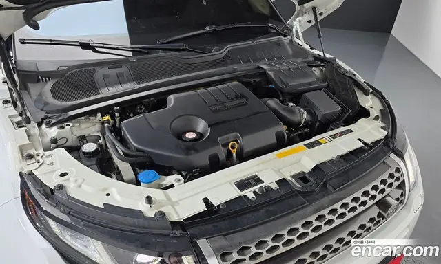 Land Rover Range Rover Evoque 2016 2.0 автомат (гидро), миниатюра 6