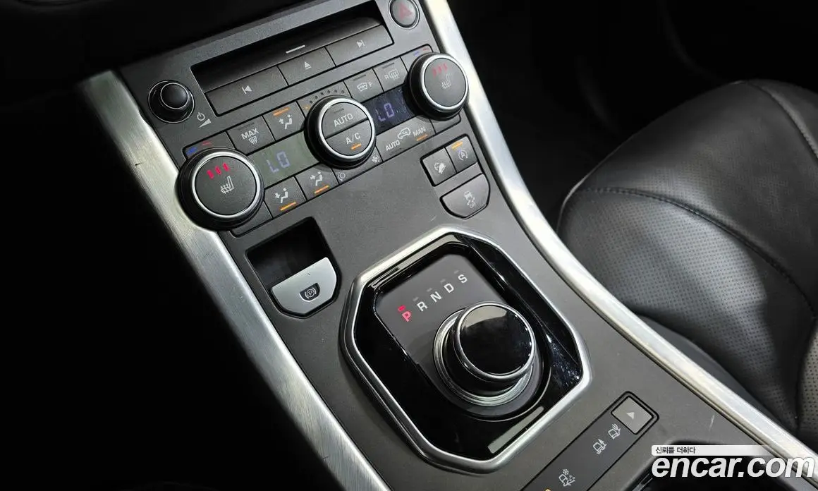 Land Rover Range Rover Evoque 2016 2.0 автомат (гидро), фото 9