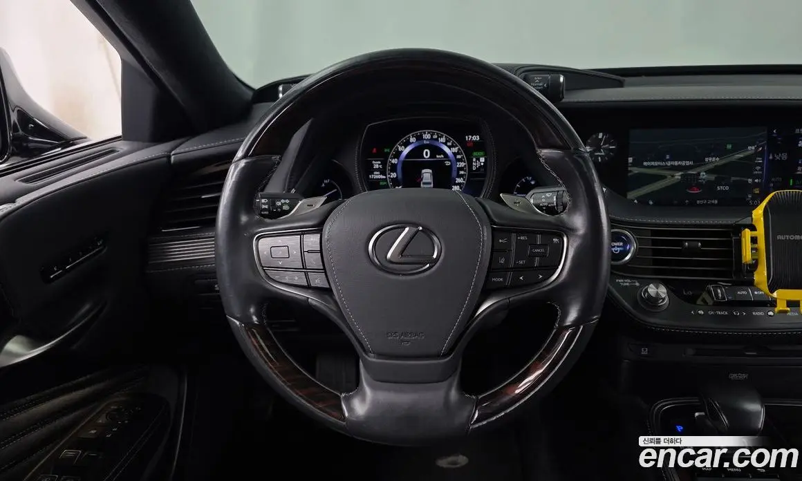Lexus LS 2018 3.5 автомат (гидро), фото 13 Lexus LS 2018 3.5 автомат (гидро), фото 13